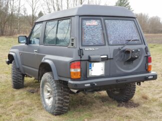 Zadný pevnostný nárazník Nissan Patrol Y60