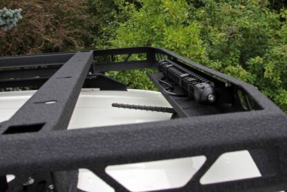 STRESNY-NOSIC-ZAHRADKA-NISSAN-NAVARA-D40-MORE4X4