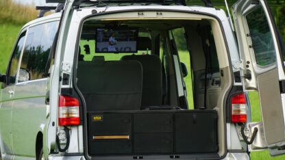 EXPEDICNE-SPANIE-ZASUVKOVY-SYSTEM-VOLKSWAGEN-CARAVELLE-MULTIVAN-T5-1