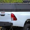 Hardtop-na-korbu-Toyota-Hilux-Revo