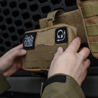 OFFLANDER SASZETKA TAKTYCZNA MOLLE Z RZEPEM NA POWERBANK I KABLE KHAKI - Image 5